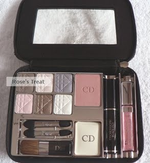 _vyr_1057dior---paletka-holiday.jpg
